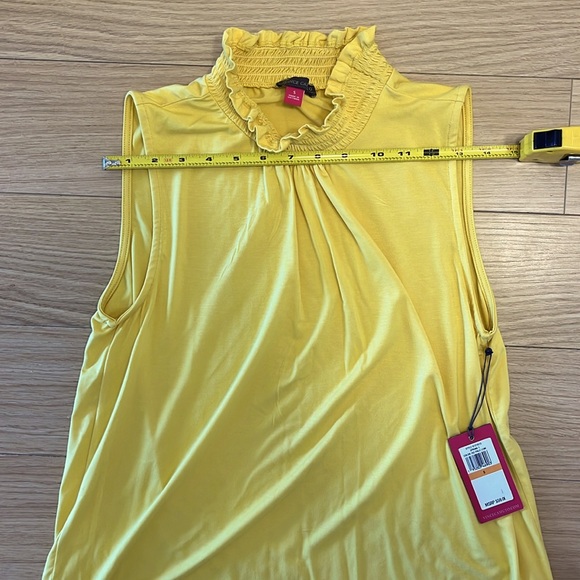 NWT! VINCE CAMUTO women’s top Size Small color Pale Lemon - Picture 5 of 6